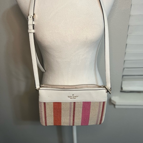 Kate Spade Leila Striped Canvas Triple
Gusset Crossbody White Pink red stripes - Picture 13 of 16